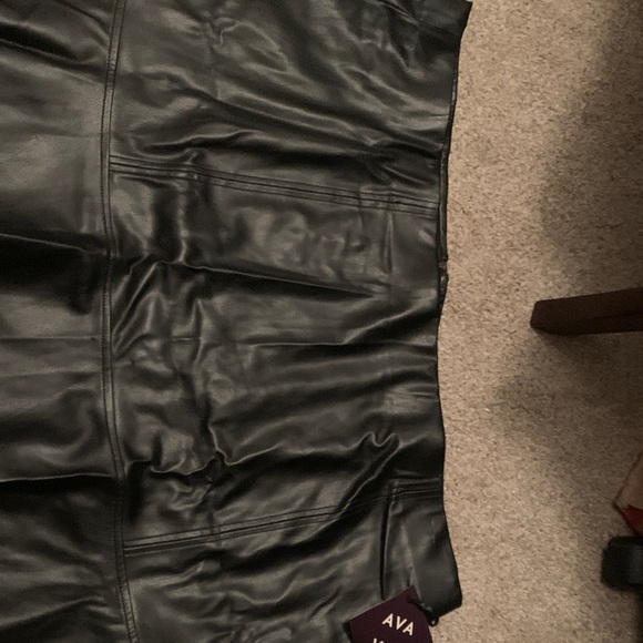 Ava & Viv Black Faux Leather Mini Skirt - Picture 6 of 11